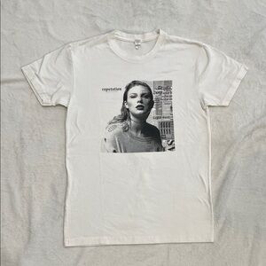 Taylor Swift Official Reputation Tee. Used once.